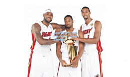 北伦敦德比破咒！特罗萨德一锤定音，塔帅盛赞射手直觉