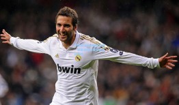 中国游泳队闪耀世锦赛，张雨霏破纪录夺金再创辉煌